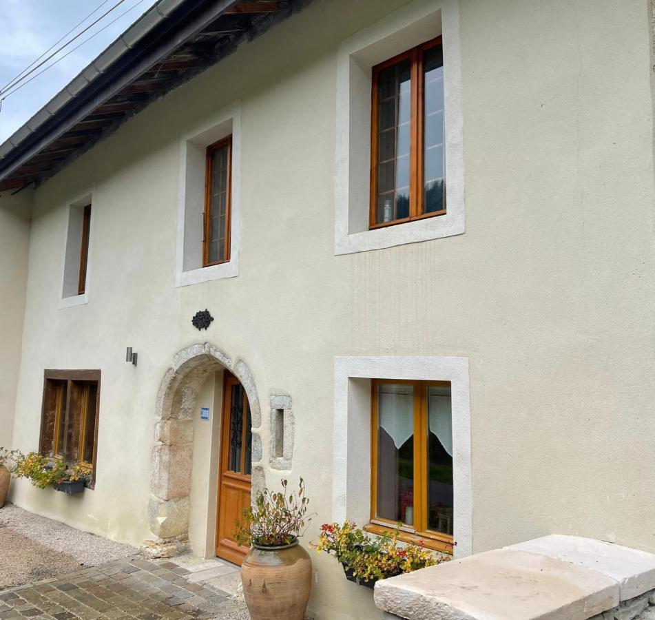 Gasthaus 7 P - Au Coeur Du Massif Jurassien Les Rousses Exterior foto